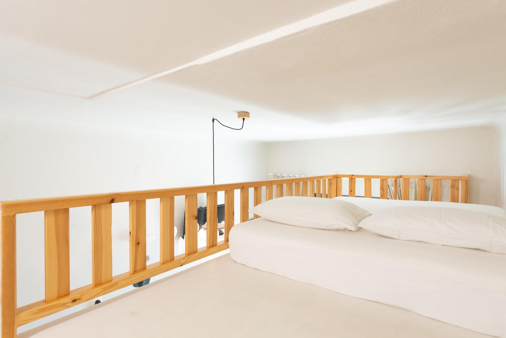 Emily Hotel Vári Eksteriør billede